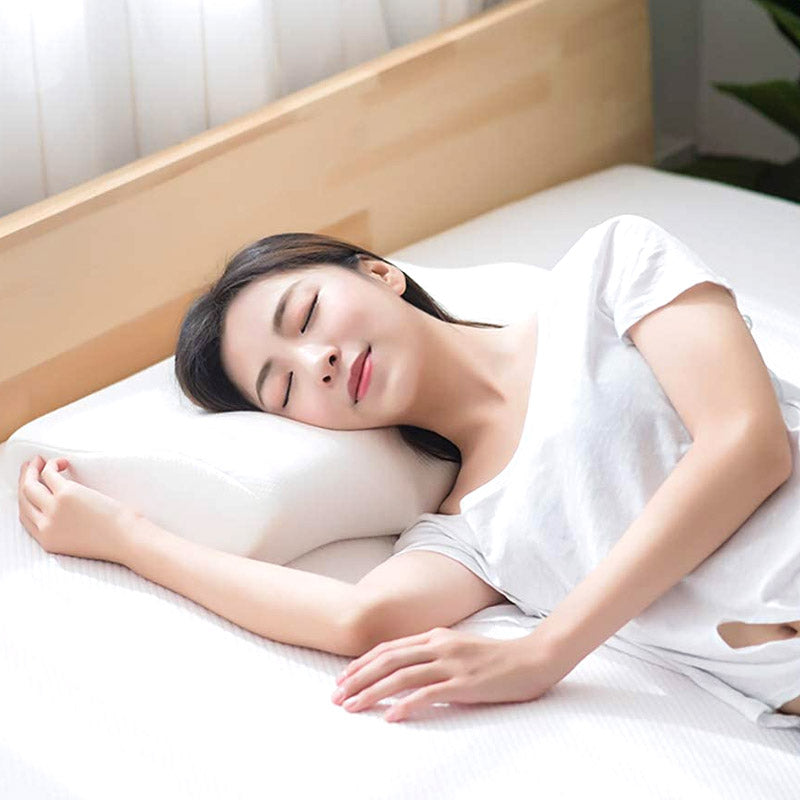 理想的な寝姿勢を促す枕カバー付き枕 - 枕